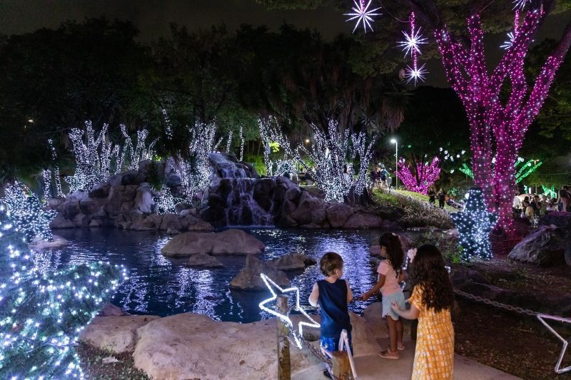 Natal de Contagem terá tributo ao Coldplay, Papai Noel e muitas luzes; veja programação