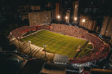 Vista aérea do Estádio dos Aflitos, no Recife