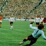 Carrasco do Brasil na Copa de 1974, Johan Neeskens morre aos 73 anos