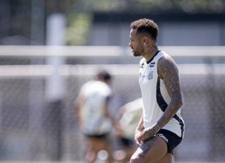 Neymar durante treino pelo Santos em 8 de março de 2026