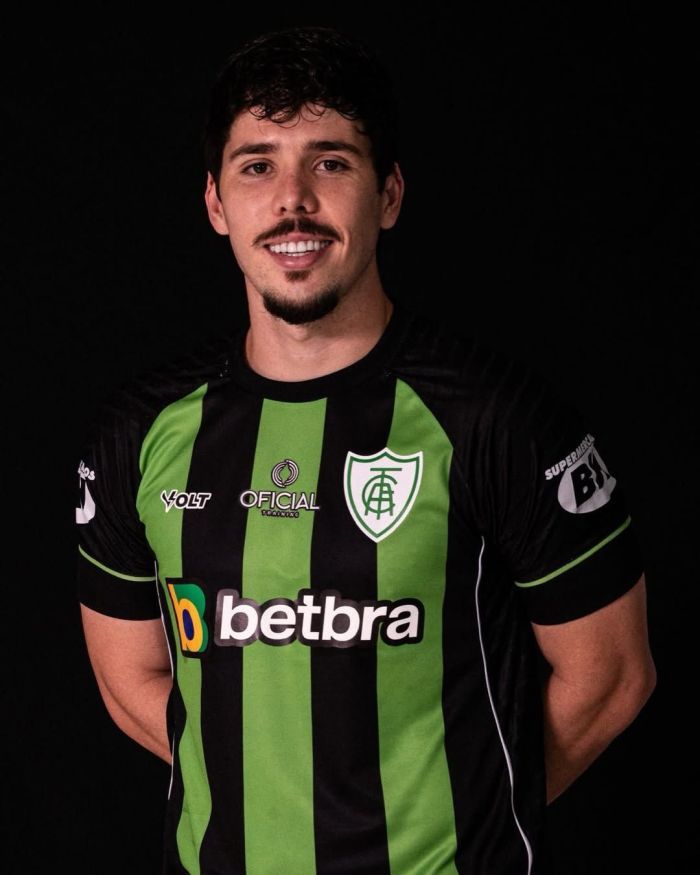 Eduardo Person, meia do América
