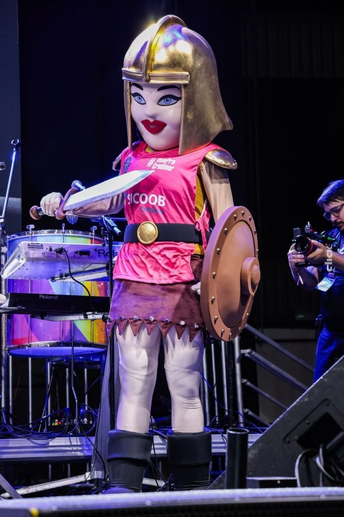 Mascote do clube, a Gladiadora, foi anunciada em evento de lançamento
