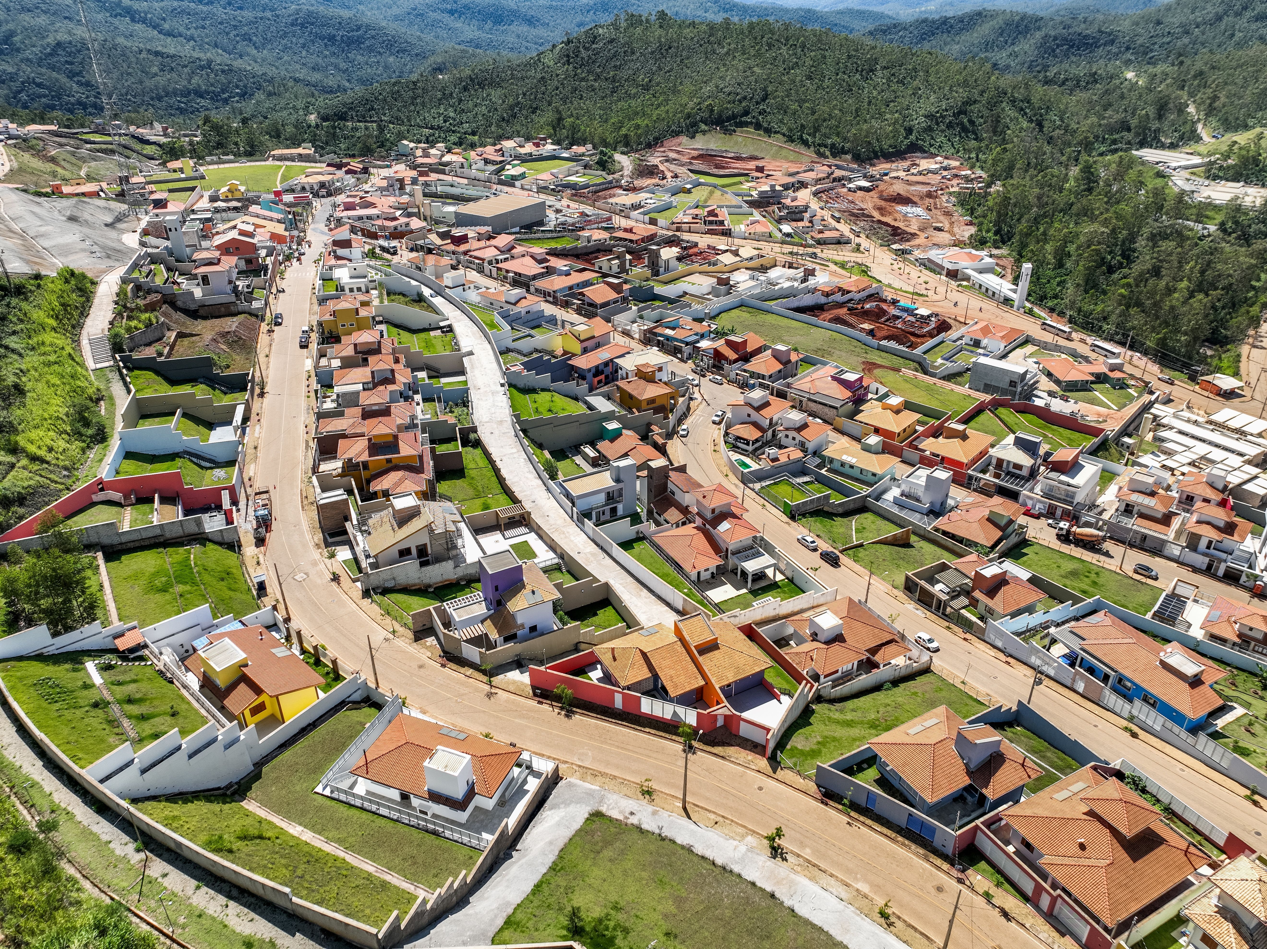 Tragédia de Mariana: moradores alegam que não foram consultados sobre reconstrução de casas atingidas