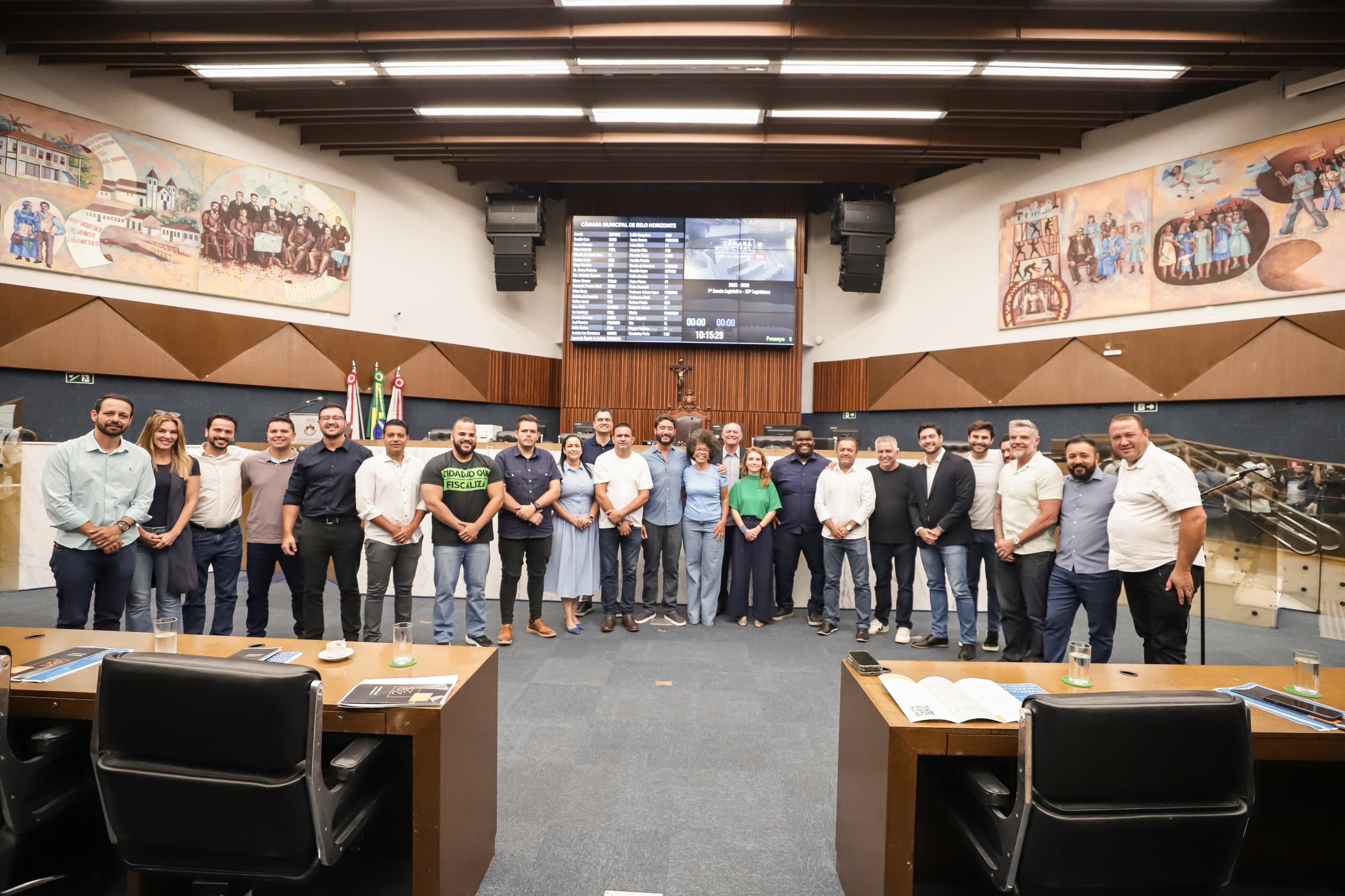 Saiba como foi o primeiro encontro dos novos vereadores na Câmara Municipal de BH