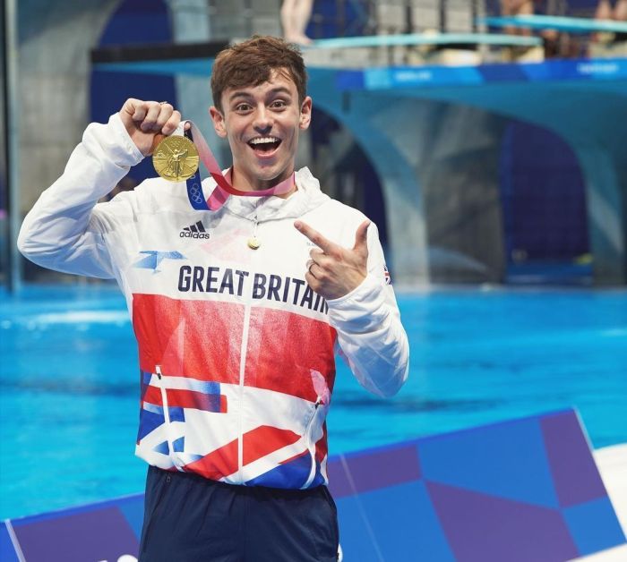 Tom Daley faturou a medalha de ouro na prova de saltos ornamentais em plataforma de 10 metros