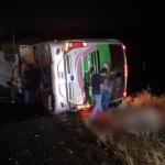 Ônibus de turismo tomba, mata quatro e fere 15 pessoas em rodovia na Bahia