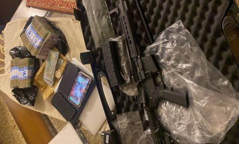 Fotos da ação da Polícia Federal durante a operação Dakovo, contra tráfico de armas
