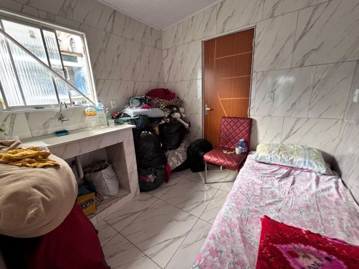 Operação flagra asilo clandestino no Rio após denúncias de três mortes e abandono de idosos