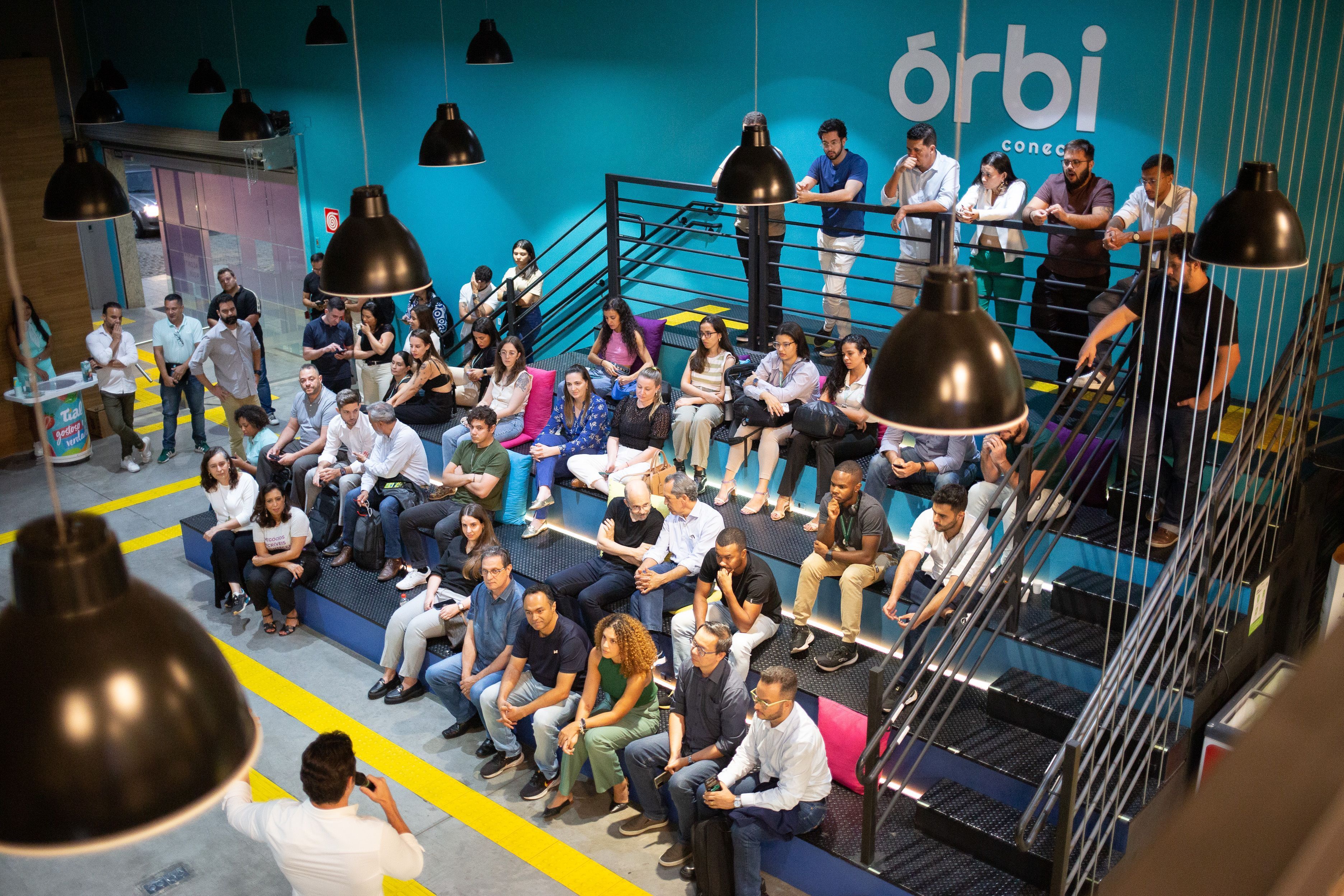 Órbi Tech Hub forma grupo em tecnologias emergentes