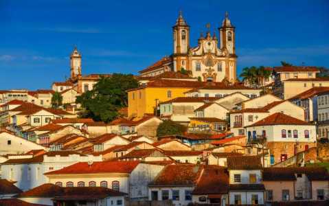 A ação integra o processo conduzido pela Secretaria Municipal de Desenvolvimento Urbano e Habitação.