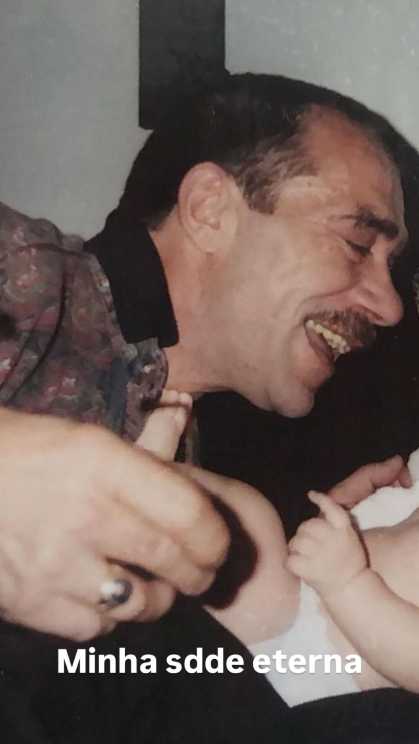 Virginia homenageia o pai e o ex-marido