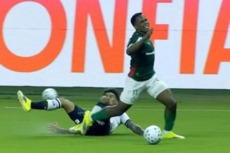 Entrada de Medina em Arias