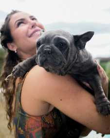 Paolla Oliveira abriu o álbum de fotos com os novos pets