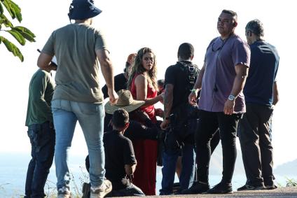 Paolla Oliveira grava cenas fortes de Heleninha Roitman no Rio