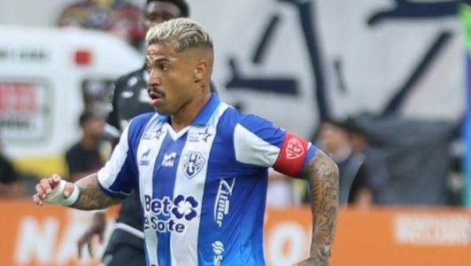 Marcinho em ação durante Paysandu 0 x 0 Remo, pela final do Campeonato Paraense 2026