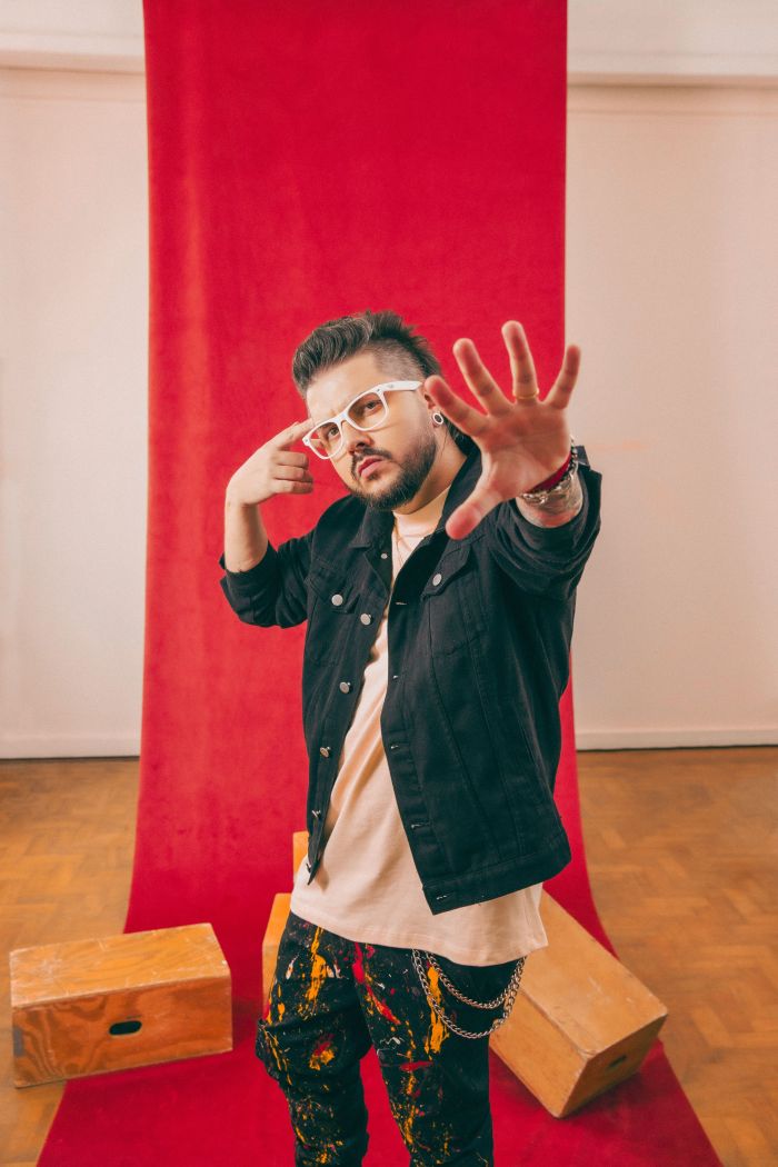 Pe Lanza precisou adiar os shows por orientação médica Pe Lanza precisou adiar os shows por orientação médica