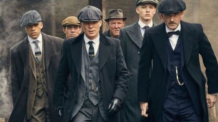 Peaky Blinders a série que mostra o glamour dos anos 20 