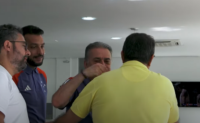 Pedro Lourenço conversou com diretoria antes de viagem do Cruzeiro para Valledupar