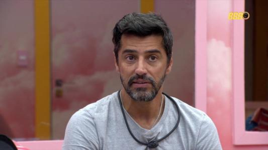 Alberto Cowboy tem grandes chances de ir para o Quarto Secreto