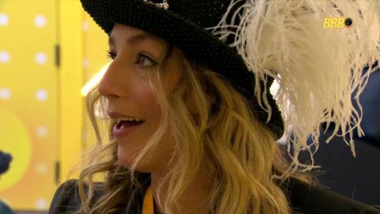 Festa de Samira é inspirada no clipe de 'Circus', canção de Britney Spears