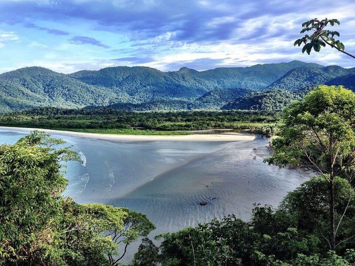 Praia da Fazenda, Picinguaba, Brazil