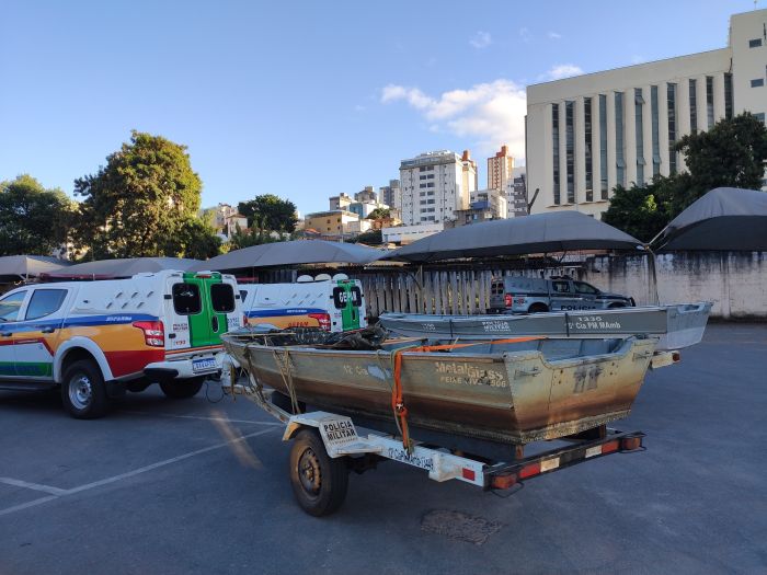 Policiamento no RS terá reforço de militares, viaturas e barcos da PM de Minas Policiamento no RS terá reforço de militares, viaturas e barcos da PM de Minas