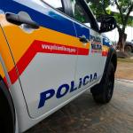 Homem acusa adolescente de roubar moto, atira nele e em outra pessoa em Sabará