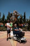 Duda Nagle curte parque com mãe e Zoe