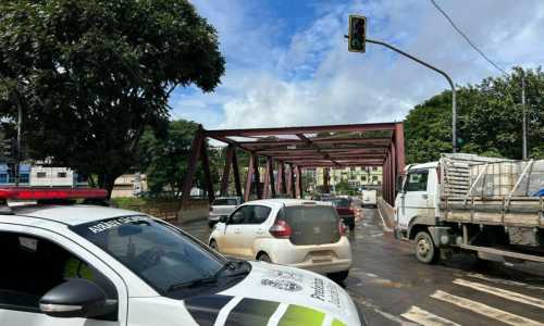 Após interdição causada pelas chuvas, liberado tráfego na Ponte Vermelha em Santa Terezinha
