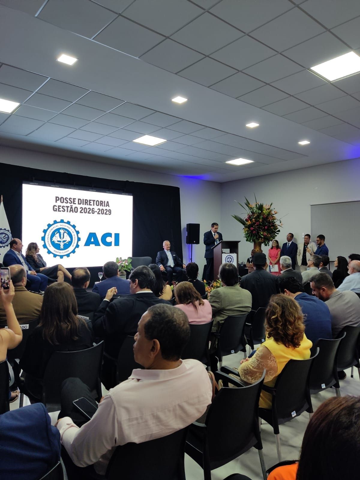 Nova diretoria da ACI toma posse para gestão 2026-2029 em Montes Claros