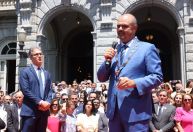 As ausências e presenças na passagem de bastão de Zema para Simões