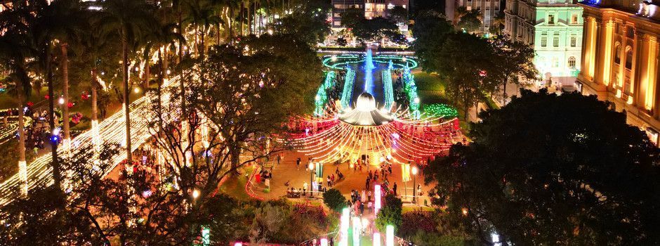 Praça da Liberdade ganha as luzes do Natal