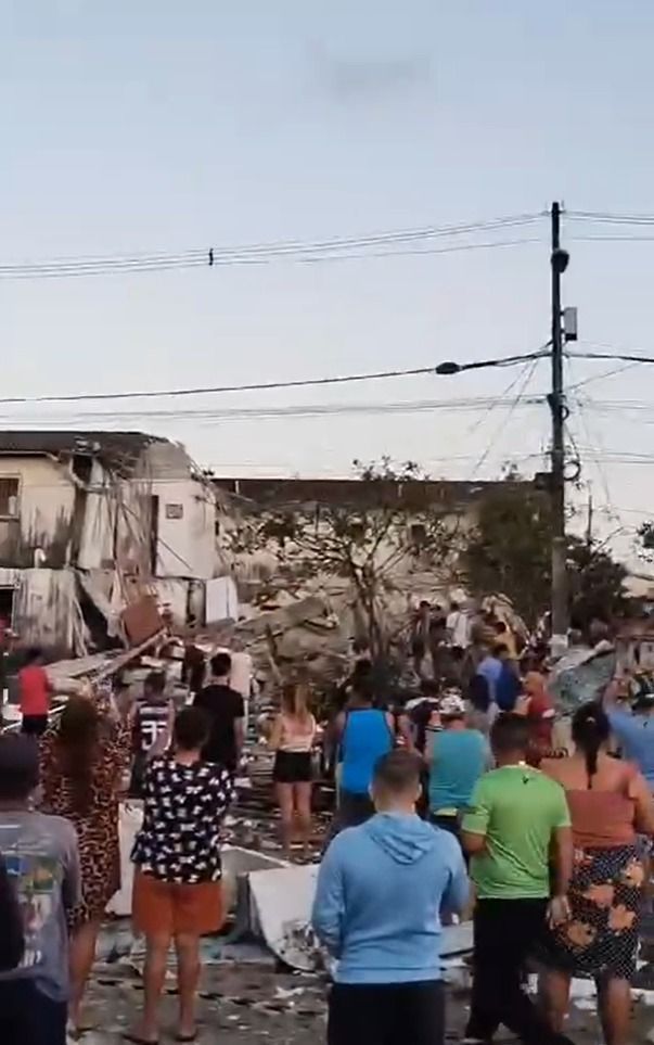 Explosão causa desabamento de prédio em Maceió; há mortos e feridos