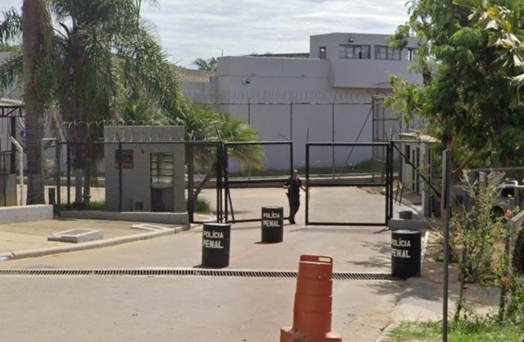 Jovem é presa ao tentar entrar em presídio da Grande BH com maconha e cocaína no ânus