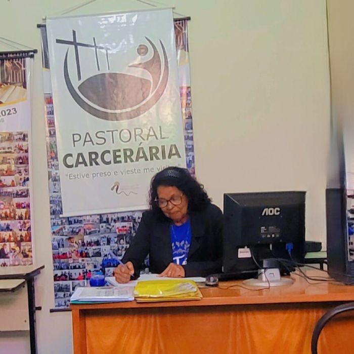 Vice-coordenadora da Pastoral Carcerária da Arquidiocese de Montes Claros, Maria das Dores trabalha no Presídio de Alvorada 