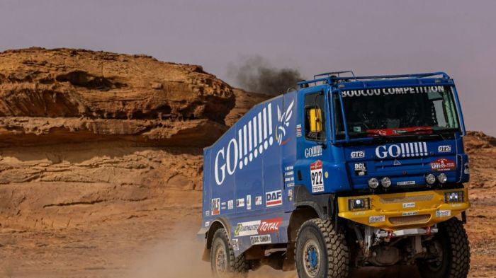 Primeira fotógrafa brasileira no Dakar 2026 Victoria Kimie