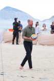 Príncipe William participou de atividades na Praia de Copacabana