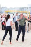 Príncipe William participou de atividades na Praia de Copacabana