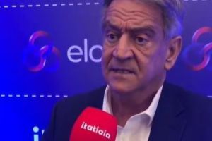 Eloos: 'Governos passam, mas nós ficamos', diz professor Paulo Resende