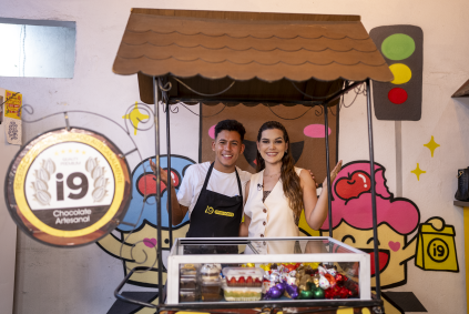 Daniel Miranda, da I9 Chocolates, e Clara Senra