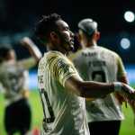 Vasco abre 3 a 0, leva susto, mas vence o Bahia em São Januário pela Série A
