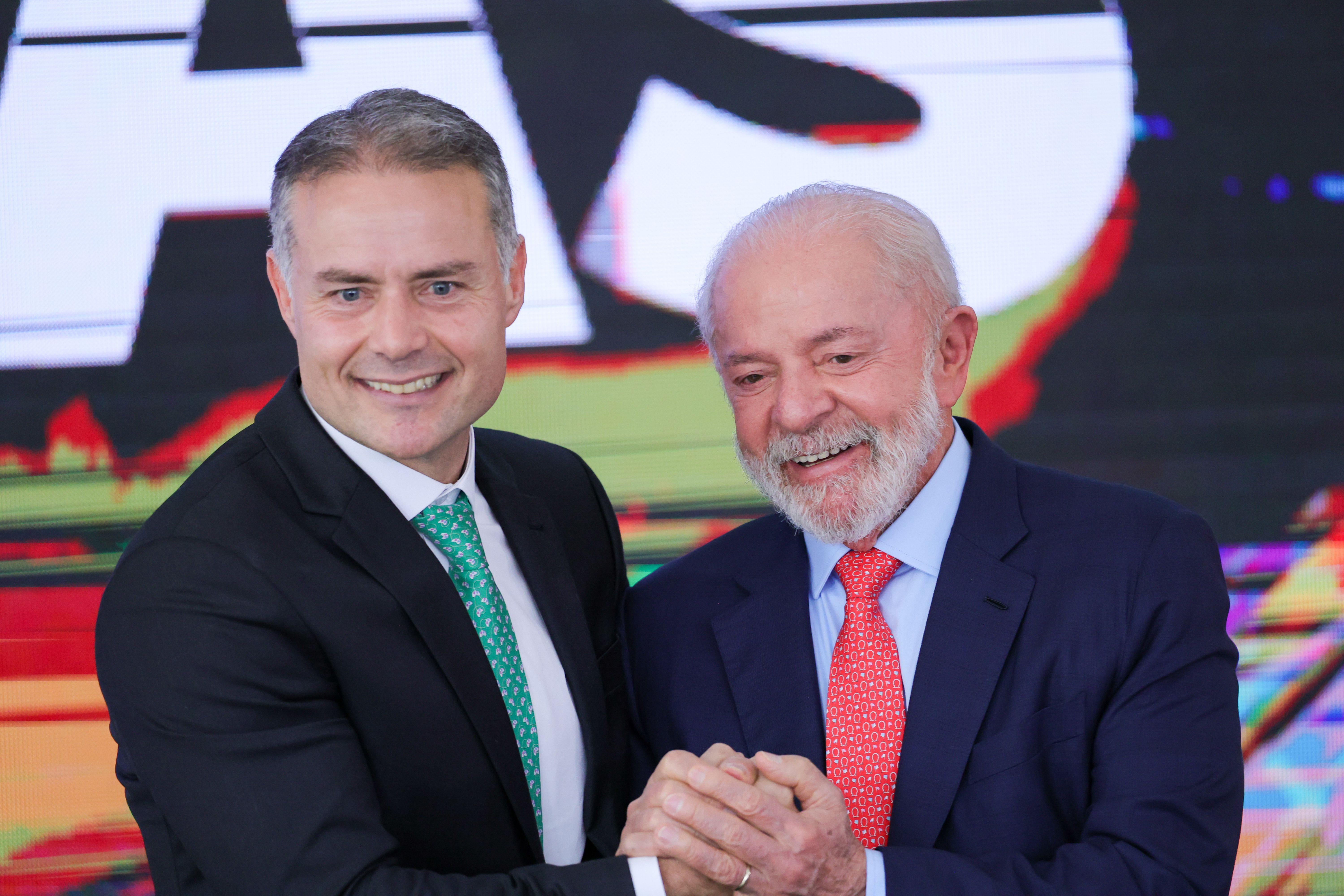 Lula ganha apoio do MDB para seguir com agenda de corte de gastos