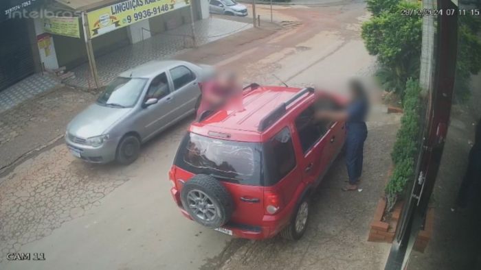 Suspeitos de envolvimento no crime.