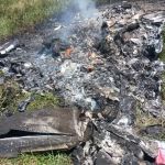Avião que caiu no RJ teria colidido com morro, dizem bombeiros