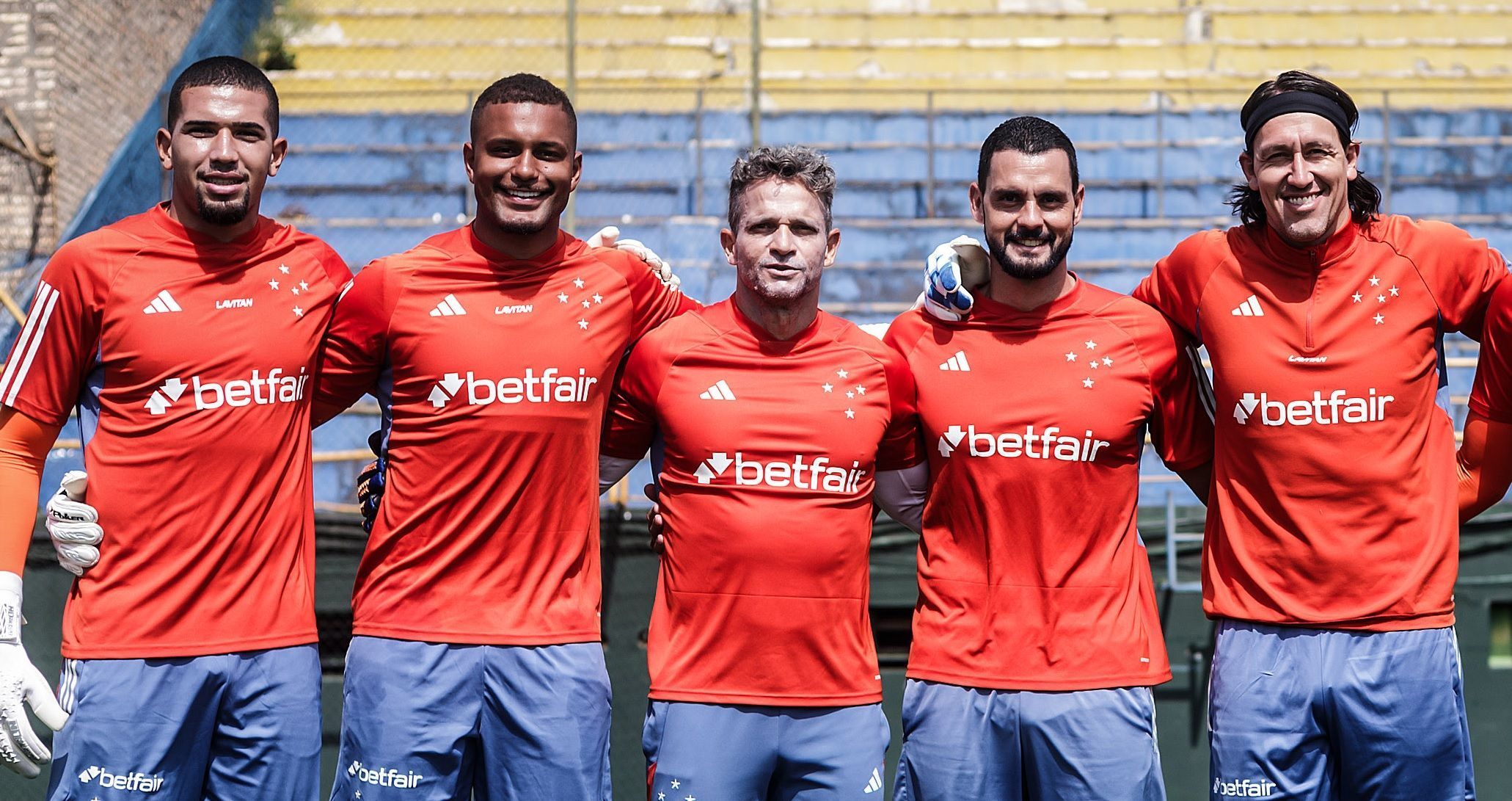 Goleiro do Cruzeiro interessa a clubes da Série A e B do Brasileiro
