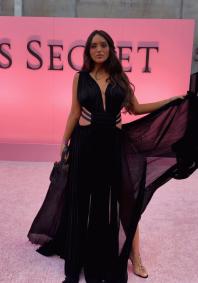 Rafa Kalimann no pink carpet do VSFS