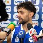 De volta ao Brasil, ex-NBA é apresentado e revela motivo inusitado para escolher camisa