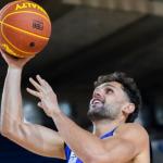 Barcelona avança por contratação de Raulzinho, armador da Seleção Brasileira