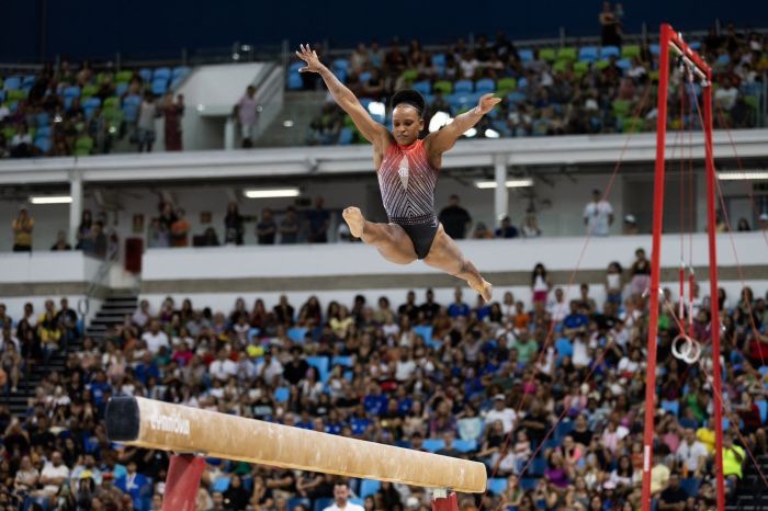 Rebeca Andrade é uma das estrelas da delegação brasileira nos Jogos de Paris