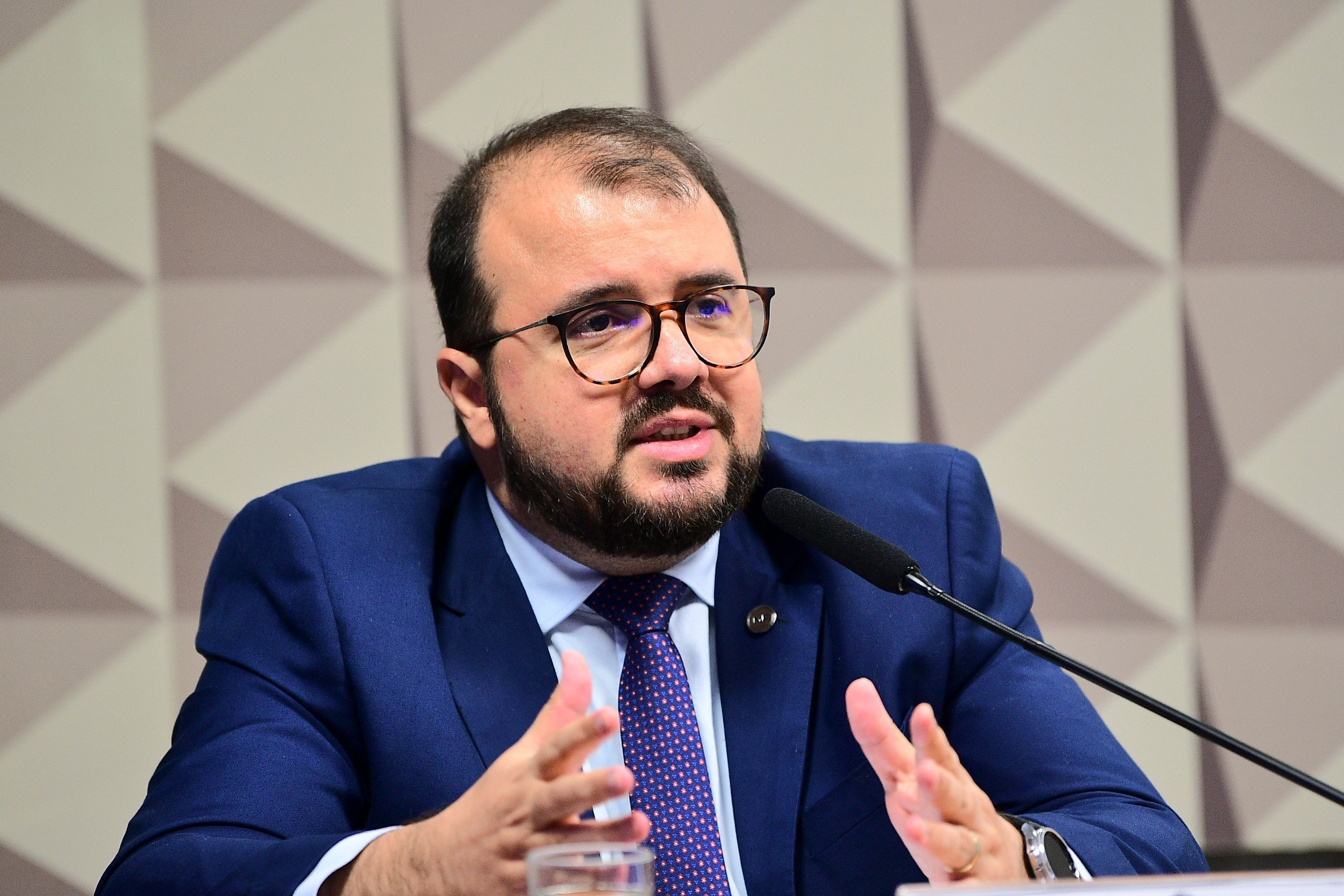 Bets ilegais são obrigadas a devolver dinheiro de apostadores, diz governo